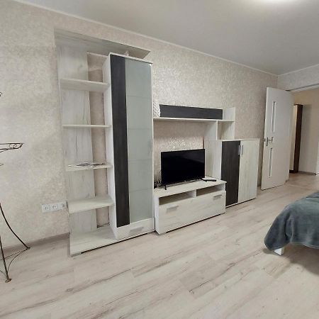 Апартаменти Молоді Lutskdoba מראה חיצוני תמונה