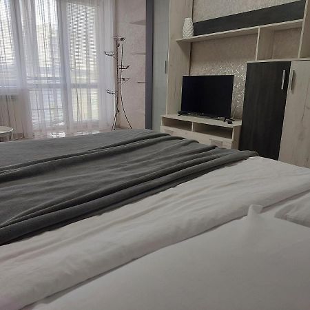 Апартаменти Молоді Lutskdoba מראה חיצוני תמונה